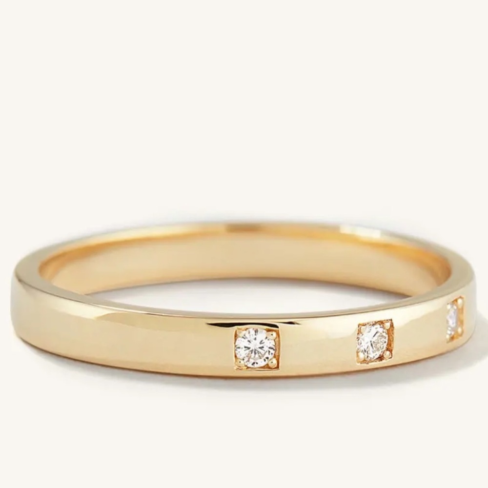 Mejuri Diamonds Band Size 8